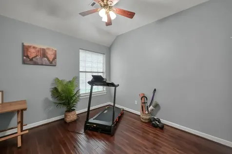 28 Stanford Court Montgomery TX 77356