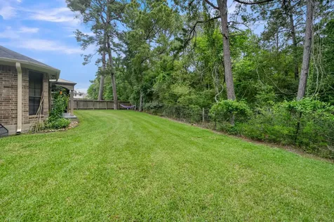 28 Stanford Court Montgomery TX 77356