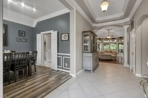 28 Stanford Court Montgomery TX 77356