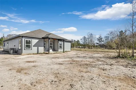 410 Road 7000 Cleveland TX 77327