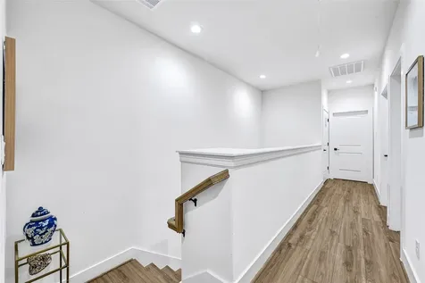 3511 Seabrook Street C Houston TX 77021
