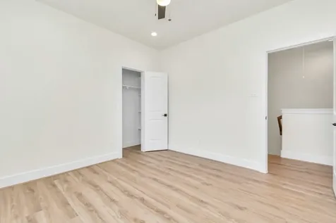 3511 Seabrook Street C Houston TX 77021