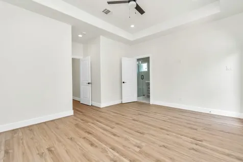 3511 Seabrook Street C Houston TX 77021