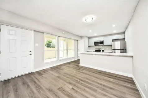 781 Country Place Drive 1017 Houston TX 77079