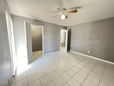 10211 Sugar Branch Drive 411 Houston TX 77036
