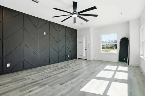 116 S 3rd Street La Porte TX 77571