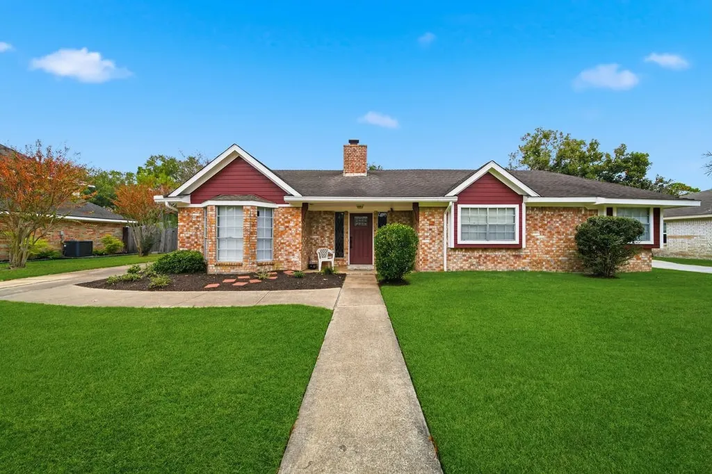 3226 Springhill Drive Missouri City TX 77459