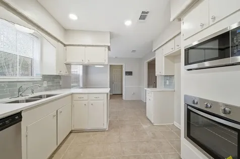 3226 Springhill Drive Missouri City TX 77459