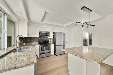 3219 The Highlands Drive Sugar Land TX 77478