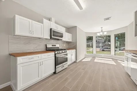 15206 Barbarossa Drive Houston TX 77083