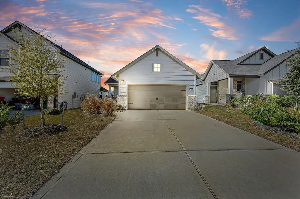 2773 Bluebonnet Ridge Drive Conroe TX 77304