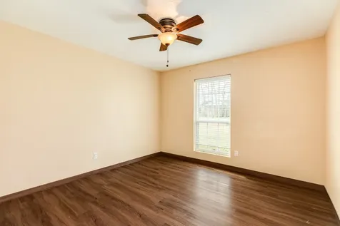 400 Pecan Estates Road C616r Angleton TX 77515