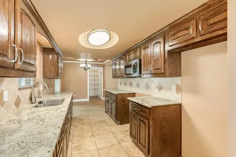 400 Pecan Estates Road C616r Angleton TX 77515