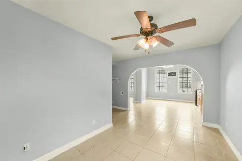 1916 Chapman Street Houston TX 77009