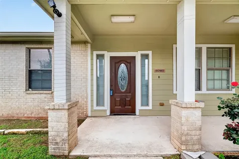 934 Genoa Street Houston TX 77587
