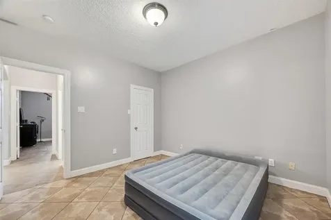934 Genoa Street Houston TX 77587