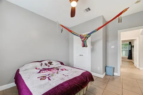934 Genoa Street Houston TX 77587