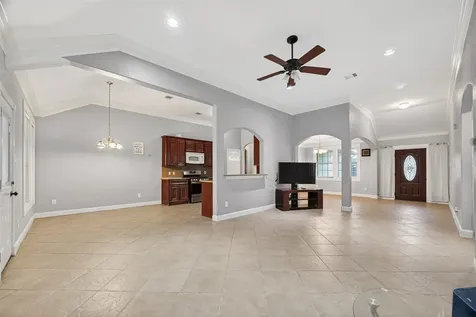 934 Genoa Street Houston TX 77587