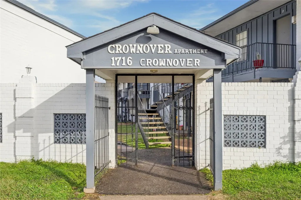 1716 Crownover Road 18 Houston TX 77080