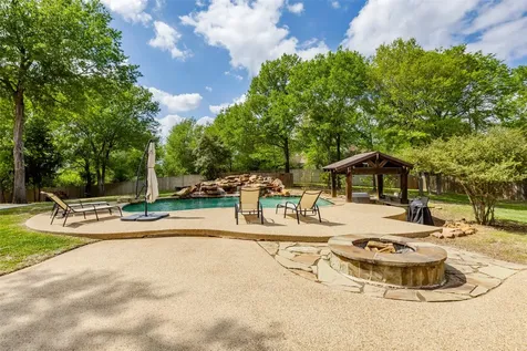 2005 Old May Court College Station TX 77845