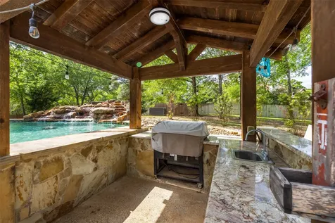 2005 Old May Court College Station TX 77845