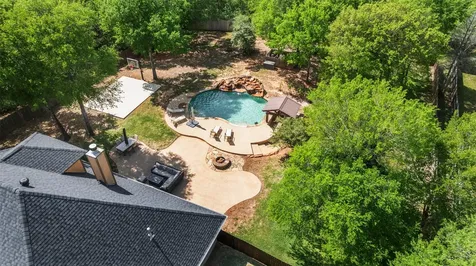 2005 Old May Court College Station TX 77845