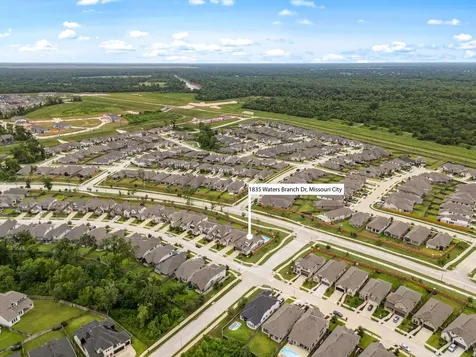1835 Waters Branch Drive Missouri City TX 77459