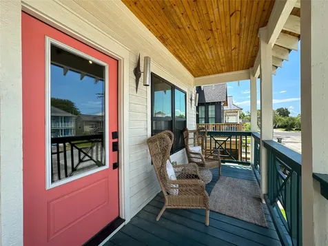 1208 32nd Street Galveston TX 77550