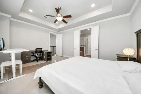 5720 Petty Street Houston TX 77007