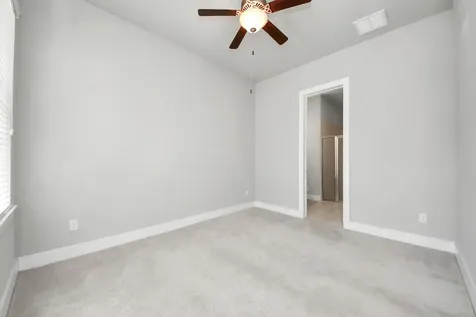 5720 Petty Street Houston TX 77007