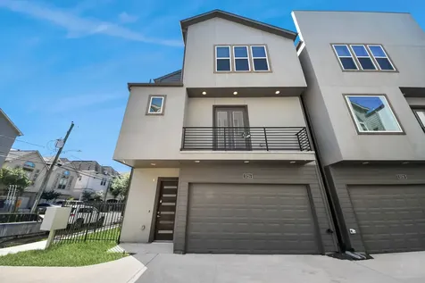 5720 Petty Street Houston TX 77007