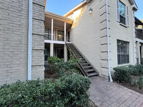 2700 Revere Street 140 Houston TX 77098