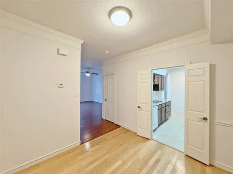 2700 Revere Street 140 Houston TX 77098