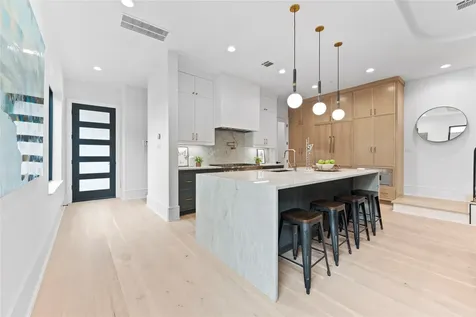 5306 Gibson Street Houston TX 77007