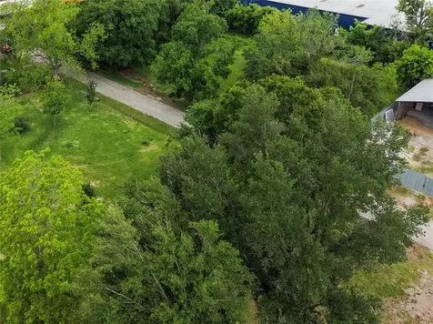 7702 King Street Houston TX 77028
