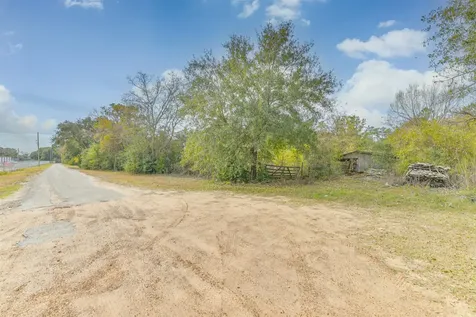22422 Tomball Cemetery Road Tomball TX 77377