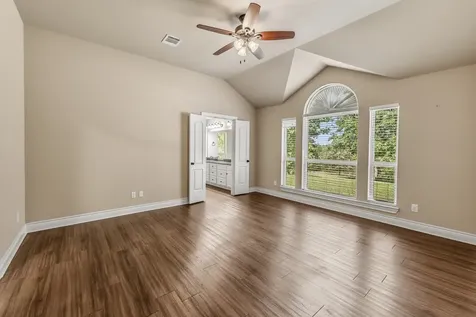 325 Planter Pointe Drive Normangee TX 77871