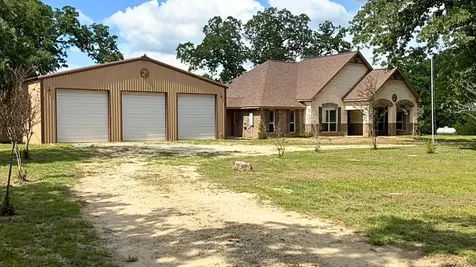 325 Planter Pointe Drive Normangee TX 77871