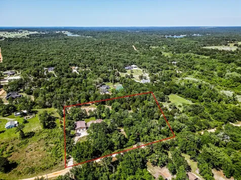 325 Planter Pointe Drive Normangee TX 77871