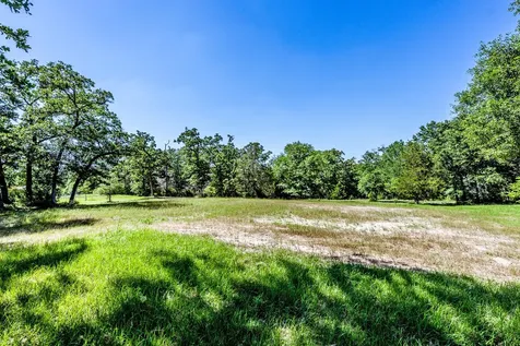 325 Planter Pointe Drive Normangee TX 77871