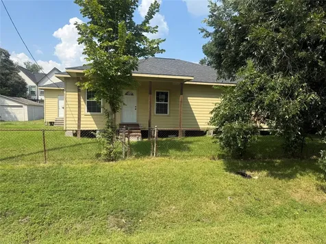 8033 Kenton Street Houston TX 77028