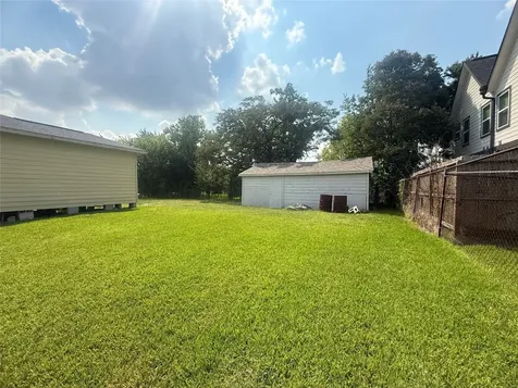 8033 Kenton Street Houston TX 77028