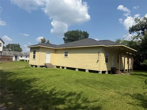 8033 Kenton Street Houston TX 77028