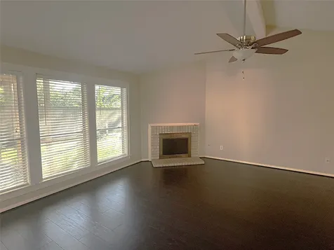 4910 Linden Place Pearland TX 77584