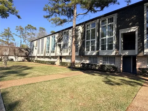 12633 Memorial Drive 74 Houston TX 77024