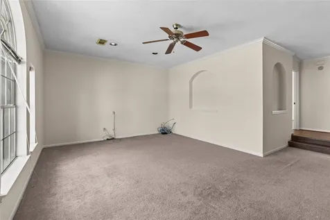 2405 Evergreen Drive Pearland TX 77581