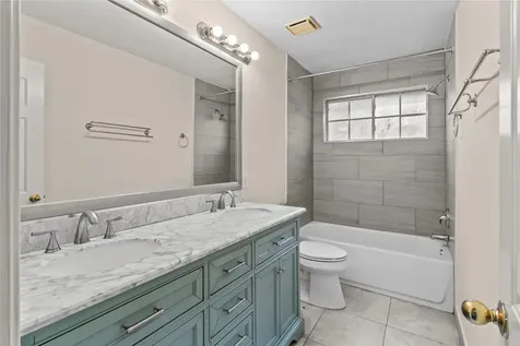 2405 Evergreen Drive Pearland TX 77581