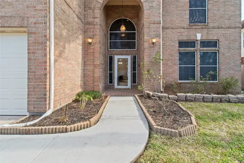 2405 Evergreen Drive Pearland TX 77581