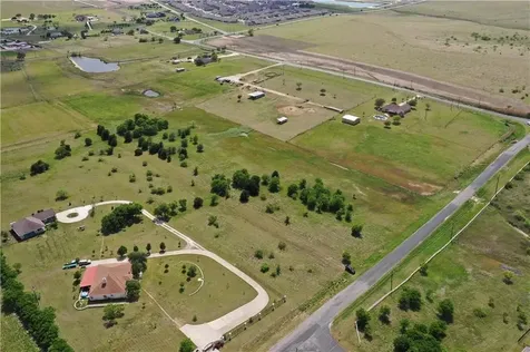 100 County Road 198 Hutto TX 78634