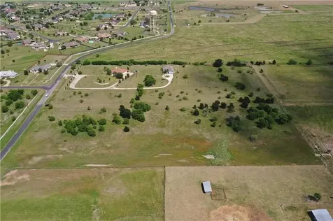 100 County Road 198 Hutto TX 78634